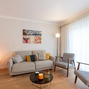  Apartment Modern With Large Terrace Close To The Sea